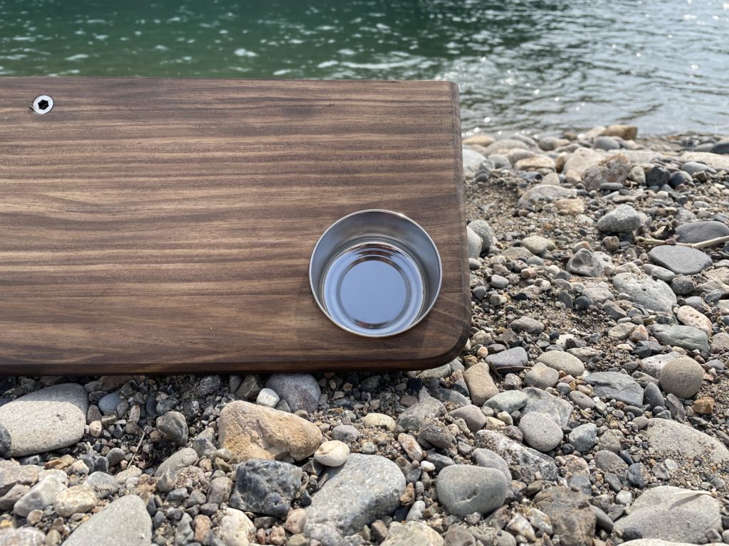 サイドテーブル