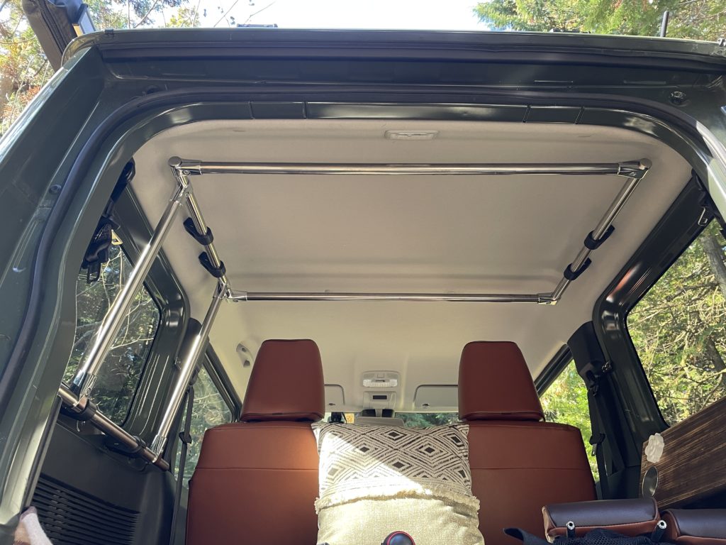 ユーティリティーラック